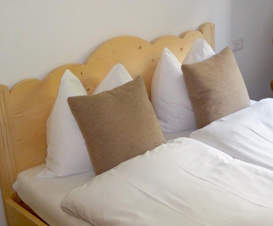 פונטרסינה Hotel Roseg-Gletscher חדר תמונה