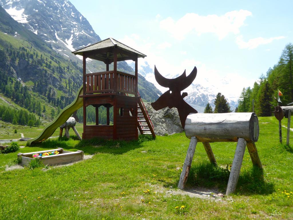 פונטרסינה Hotel Roseg-Gletscher חדר תמונה